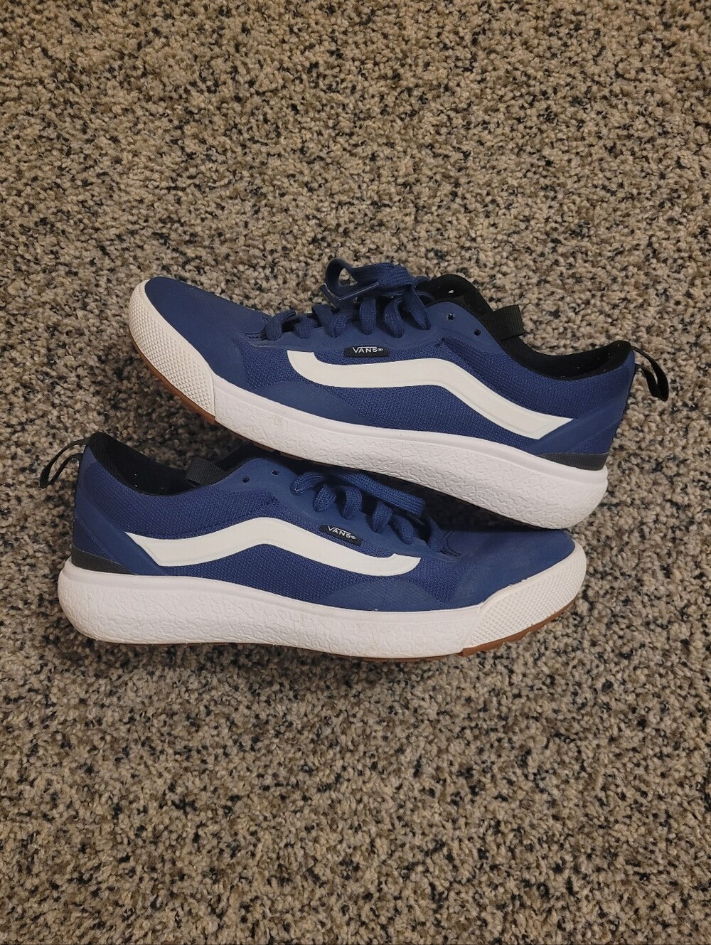Vans Navy Blue Low-Top Sneakers with White Wave
